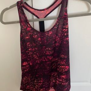 Never worn Old Navy workout tank